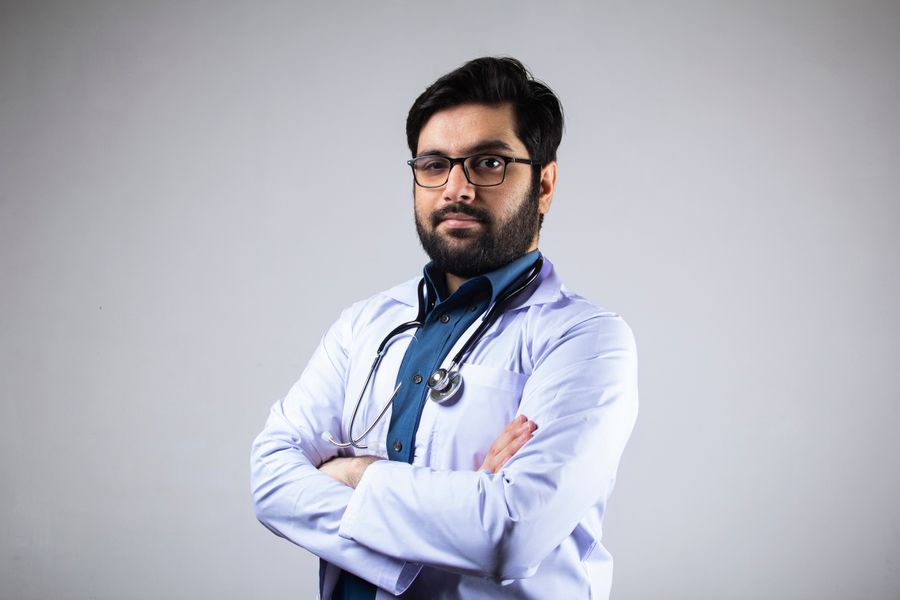 Hair restoration surgeon